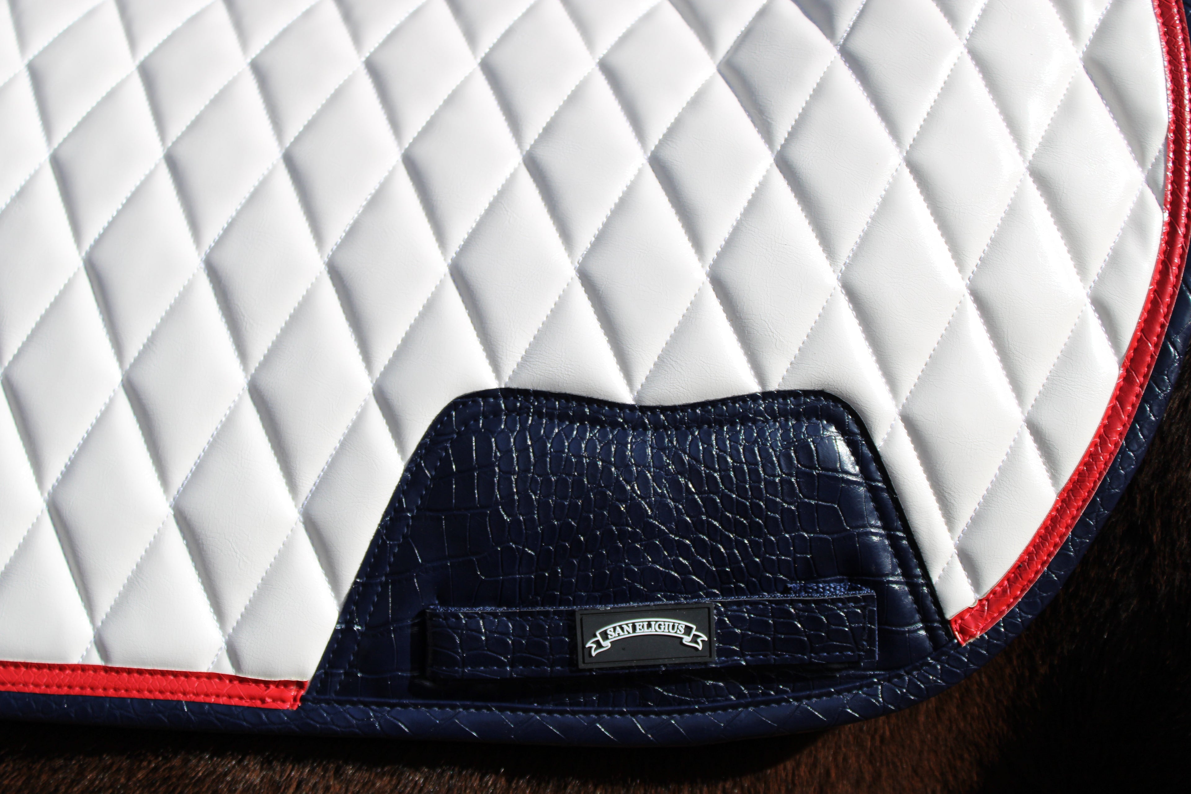 Jump Saddle Pad | White