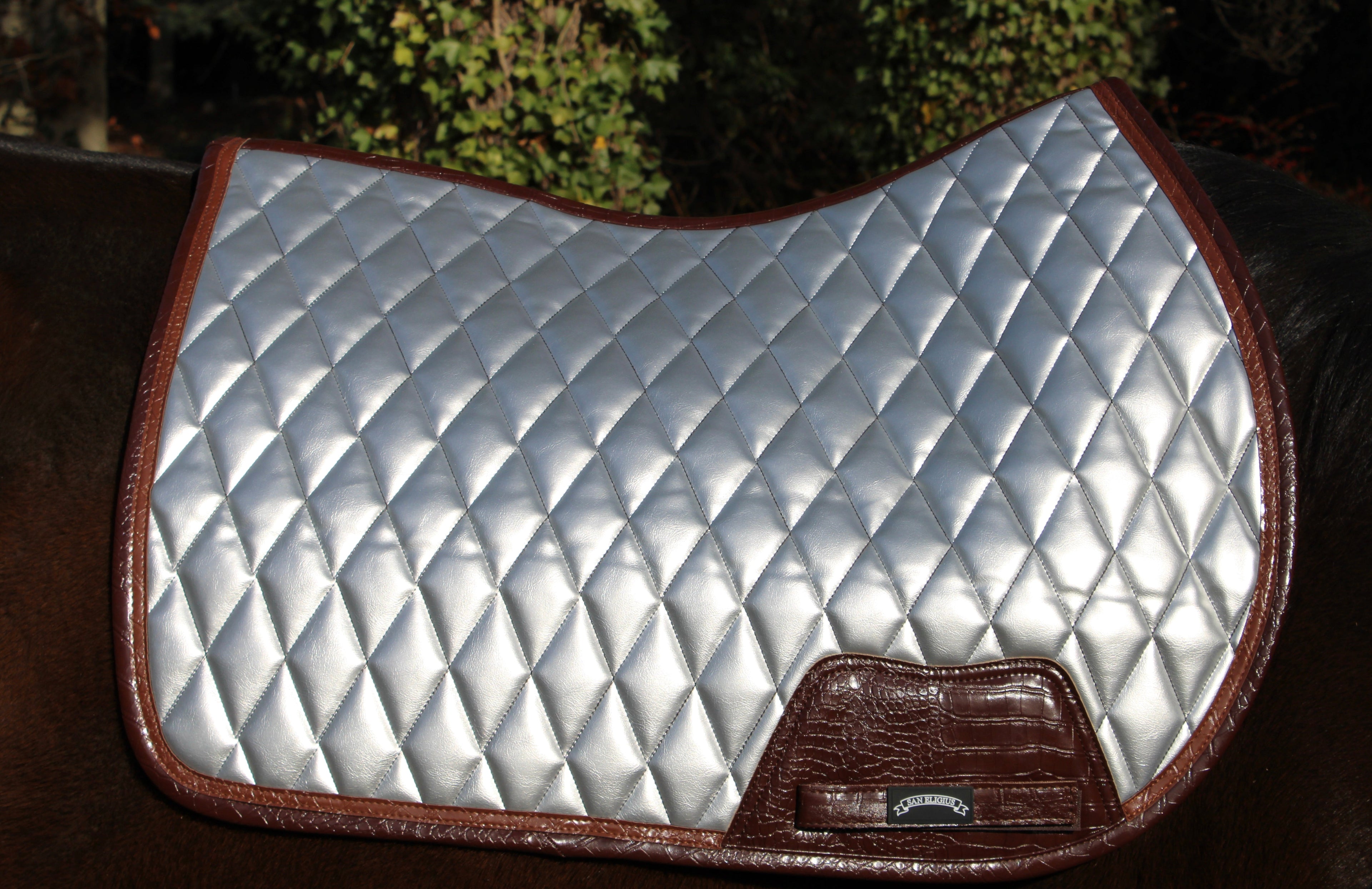 Jump Saddle Pad | Chrome