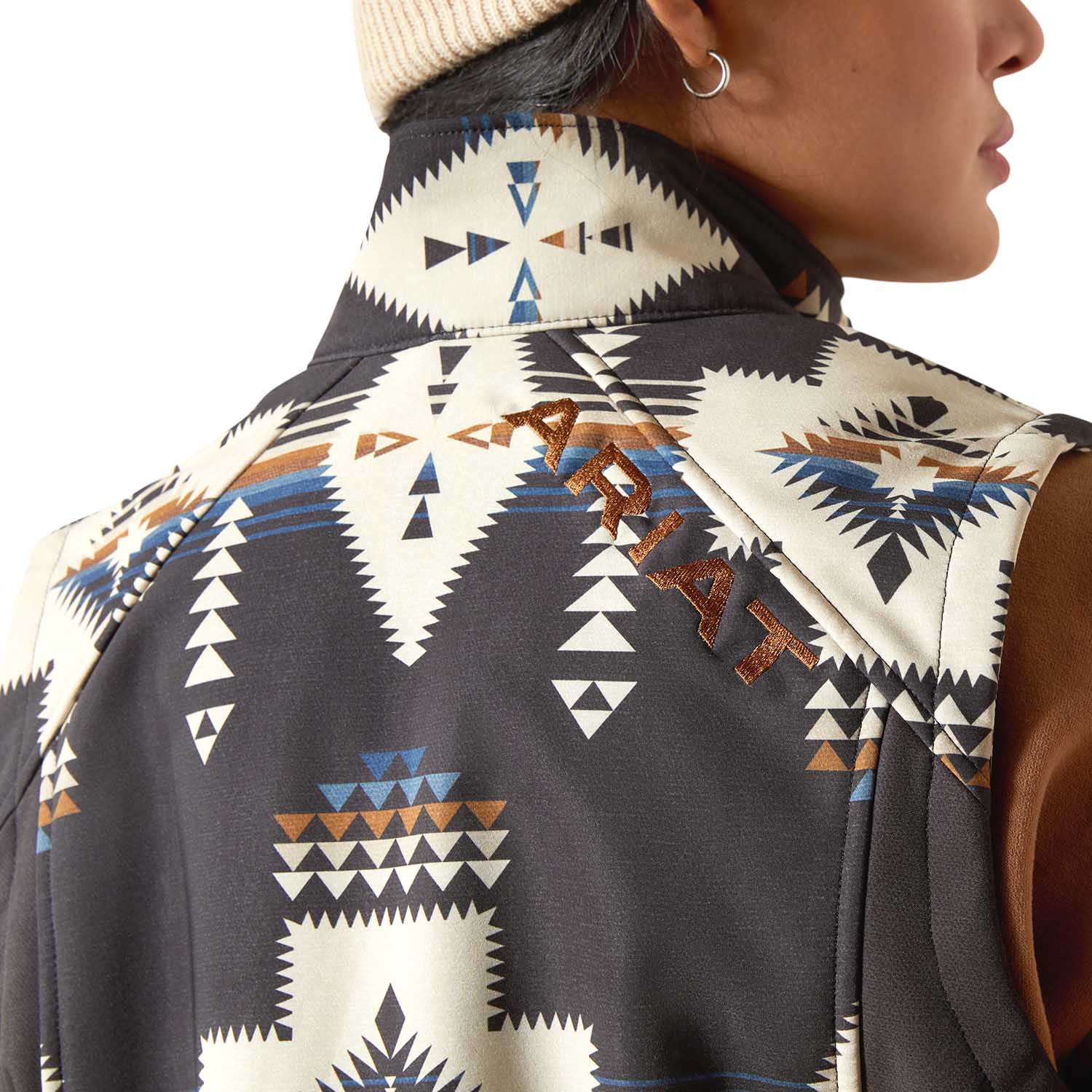 Ariat Women Logo Softshell Western Print Vest – Durable Outdoor Layer with Zip Pockets